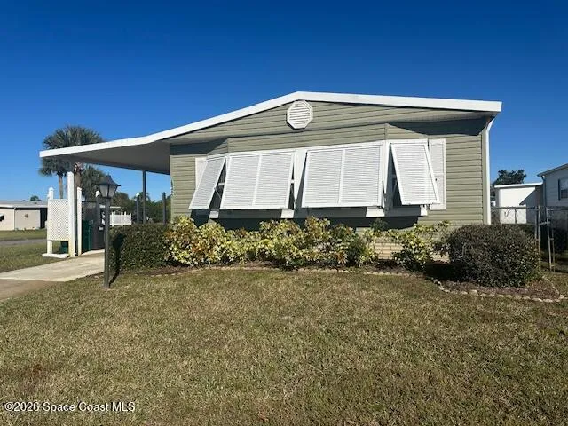 $194,900 | 632 Oleander Circle, Barefoot Bay, FL 32976