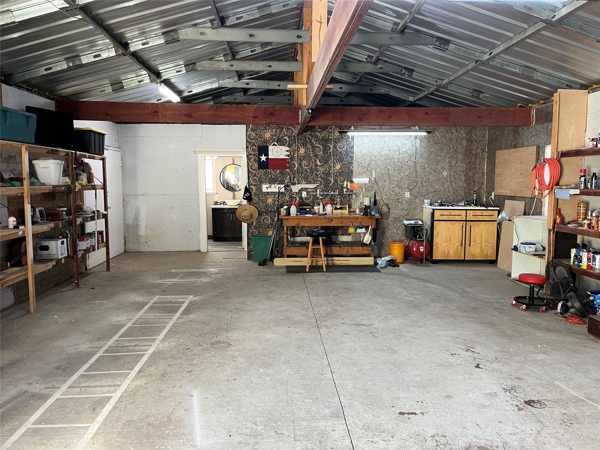 6742 Dusty Lane Conroe, TX 77306 - Photo 5 of 33