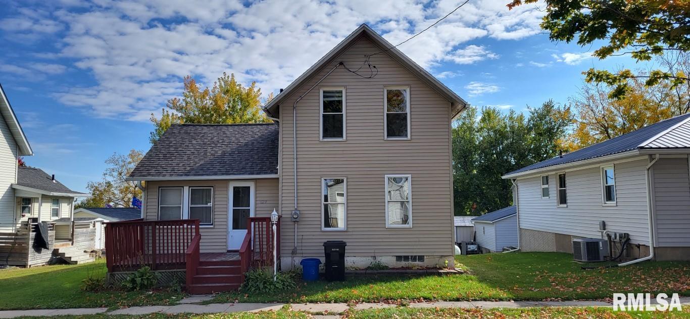 529 Willow Street Bennett, IA 52721 - Photo 1 of 10 Gallery Image 1