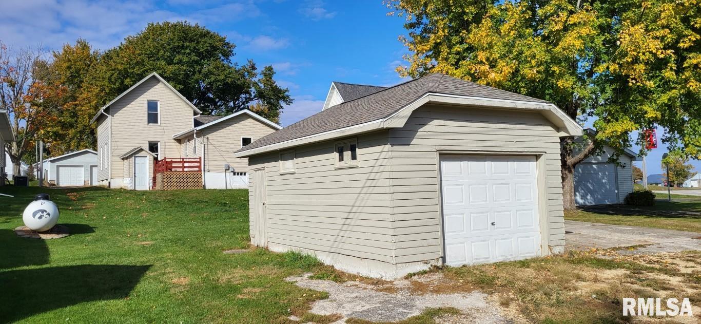 529 Willow Street Bennett, IA 52721 - Photo 9 of 10 Gallery Image 9