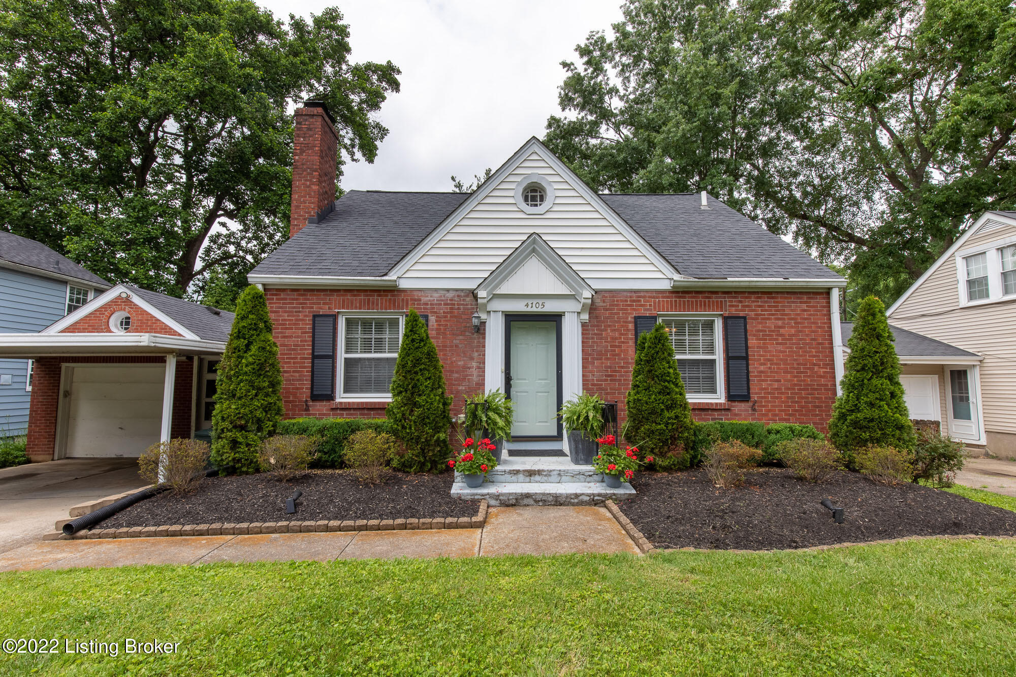 4105 Springhill Road Louisville, KY 40207 - Photo 1 of 38 Springhill001