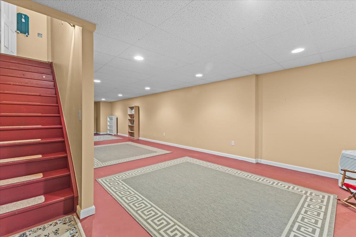 86 Chelsea Place Williston, VT 05495 - Photo 32 of 40