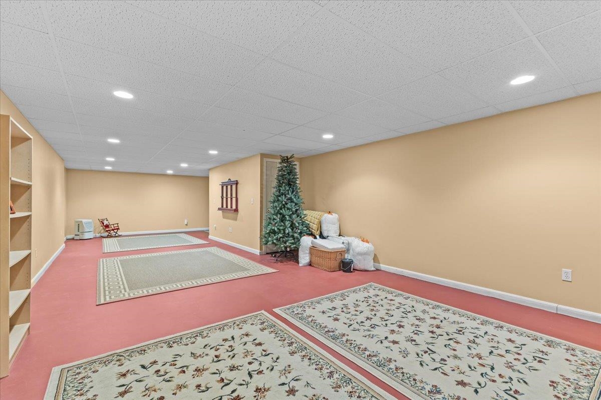 86 Chelsea Place Williston, VT 05495 - Photo 34 of 40