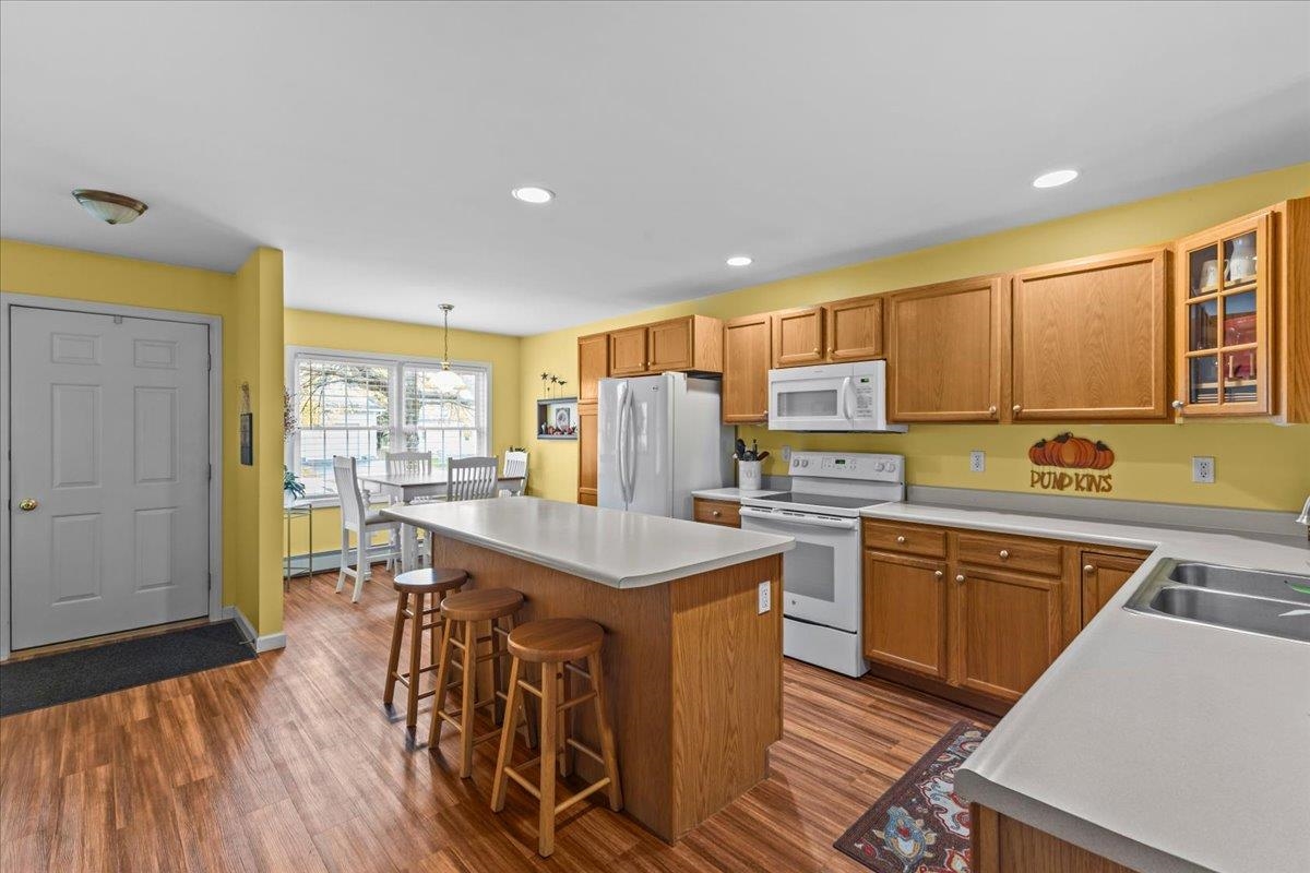 86 Chelsea Place Williston, VT 05495 - Photo 6 of 40