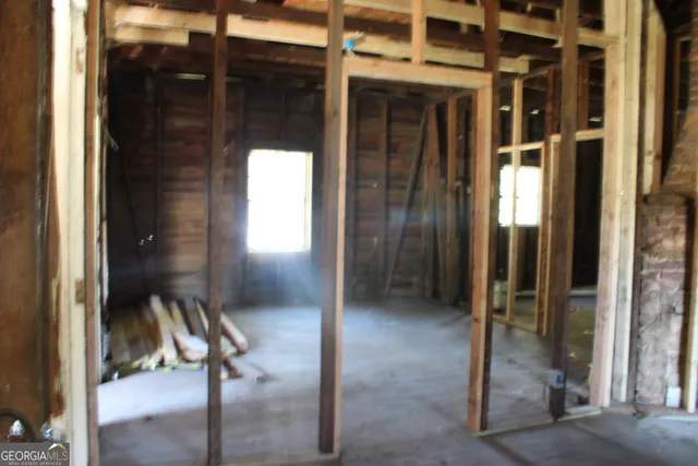 $55,000 | 339 Atlanta Street, Barnesville, GA 30204