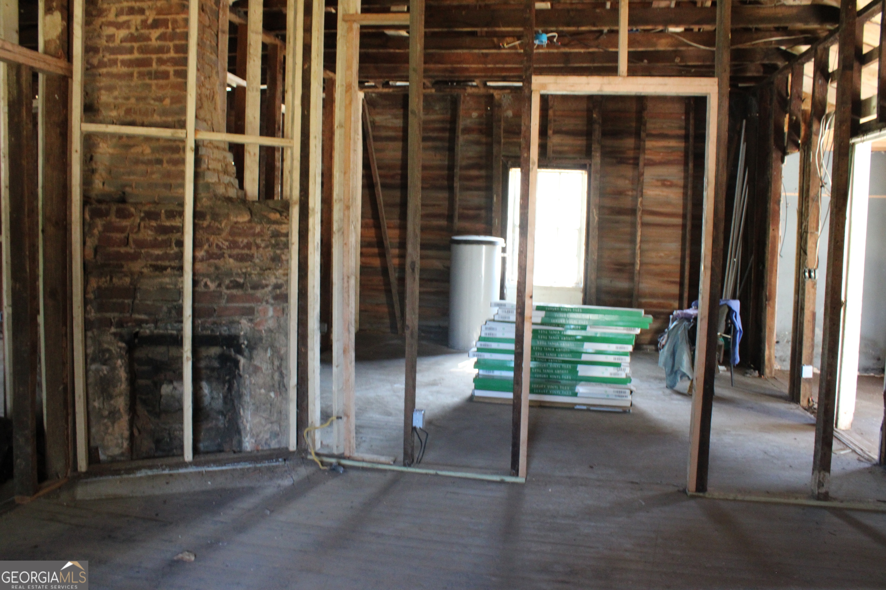 339 Atlanta Street Barnesville, GA 30204 - Photo 10 of 20 a view of a balcony with door