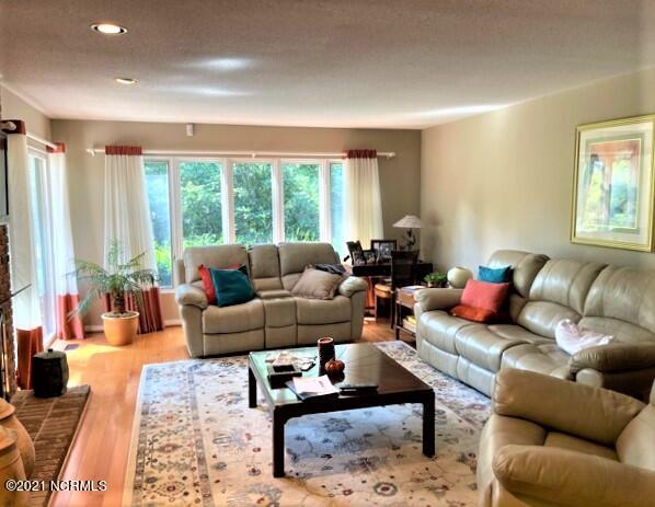 255 Lake Forest Drive Pinehurst, NC 28374 - Photo 15 of 45 Family Room