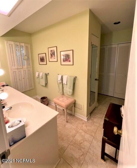 255 Lake Forest Drive Pinehurst, NC 28374 - Photo 22 of 45 Owners Bath