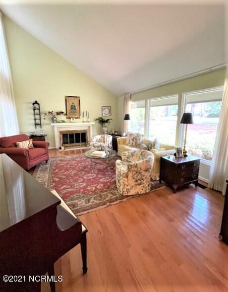 255 Lake Forest Drive Pinehurst, NC 28374 - Photo 10 of 45 Living Room