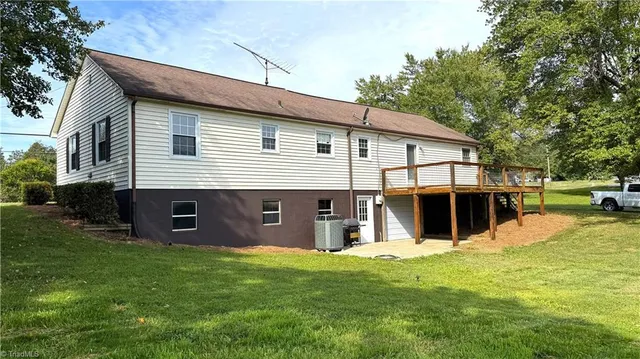 $275,000 | 1458 Austin Traphill Road, Elkin, NC 28621