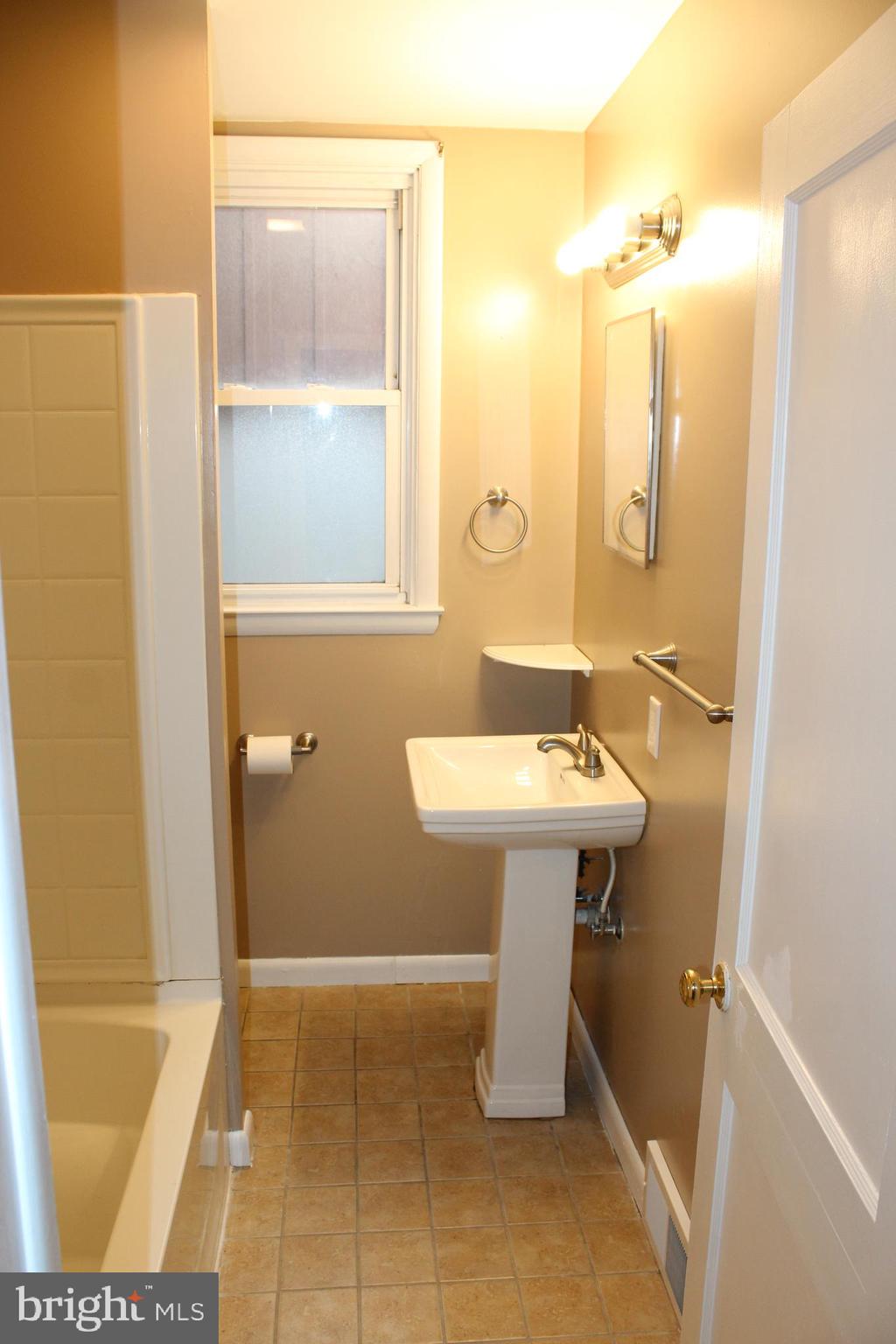 1945 County Line Road Warrington, PA 18976 - Photo 11 of 16 Bathroom