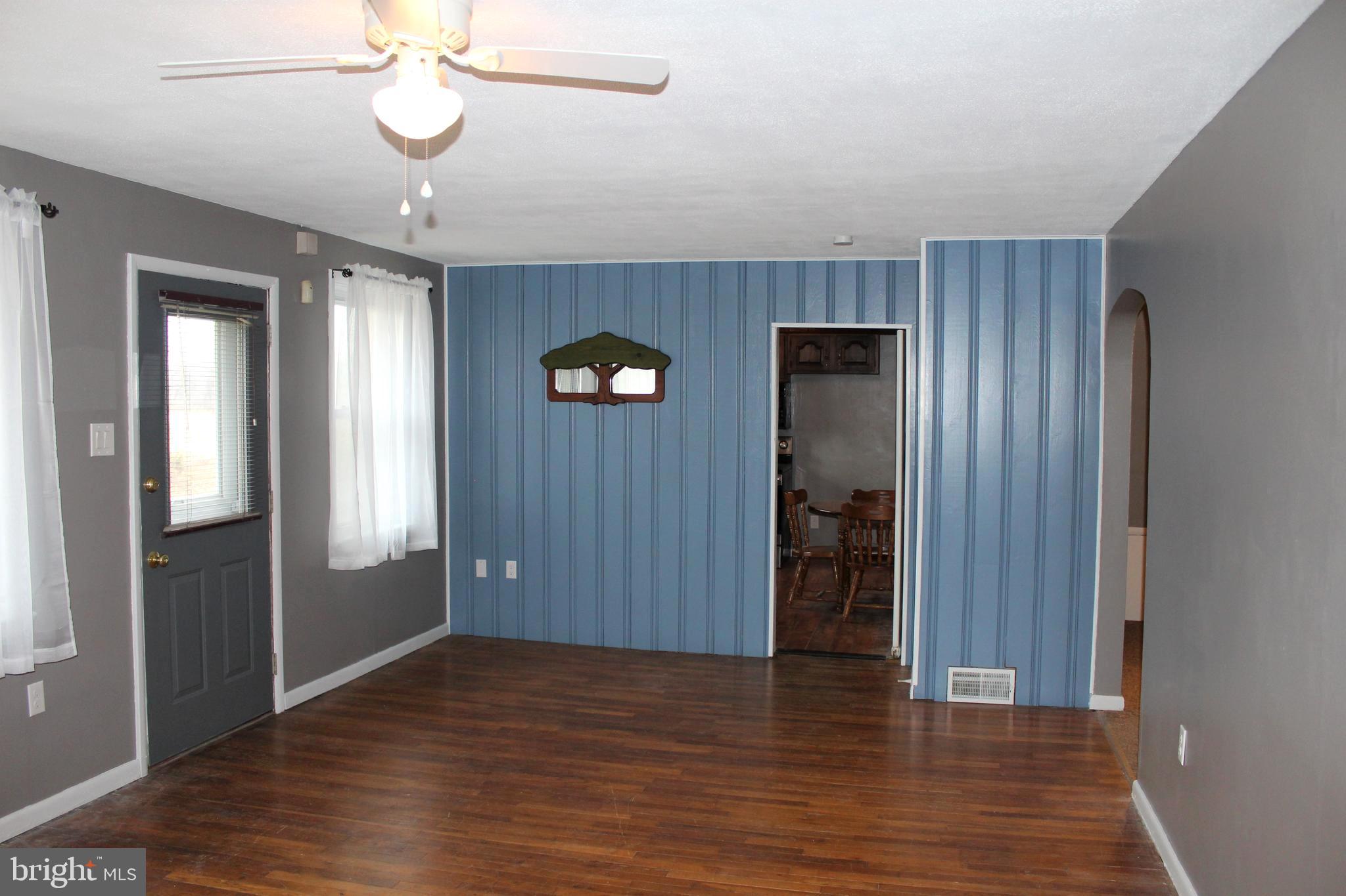 1945 County Line Road Warrington, PA 18976 - Photo 4 of 16 Family Room