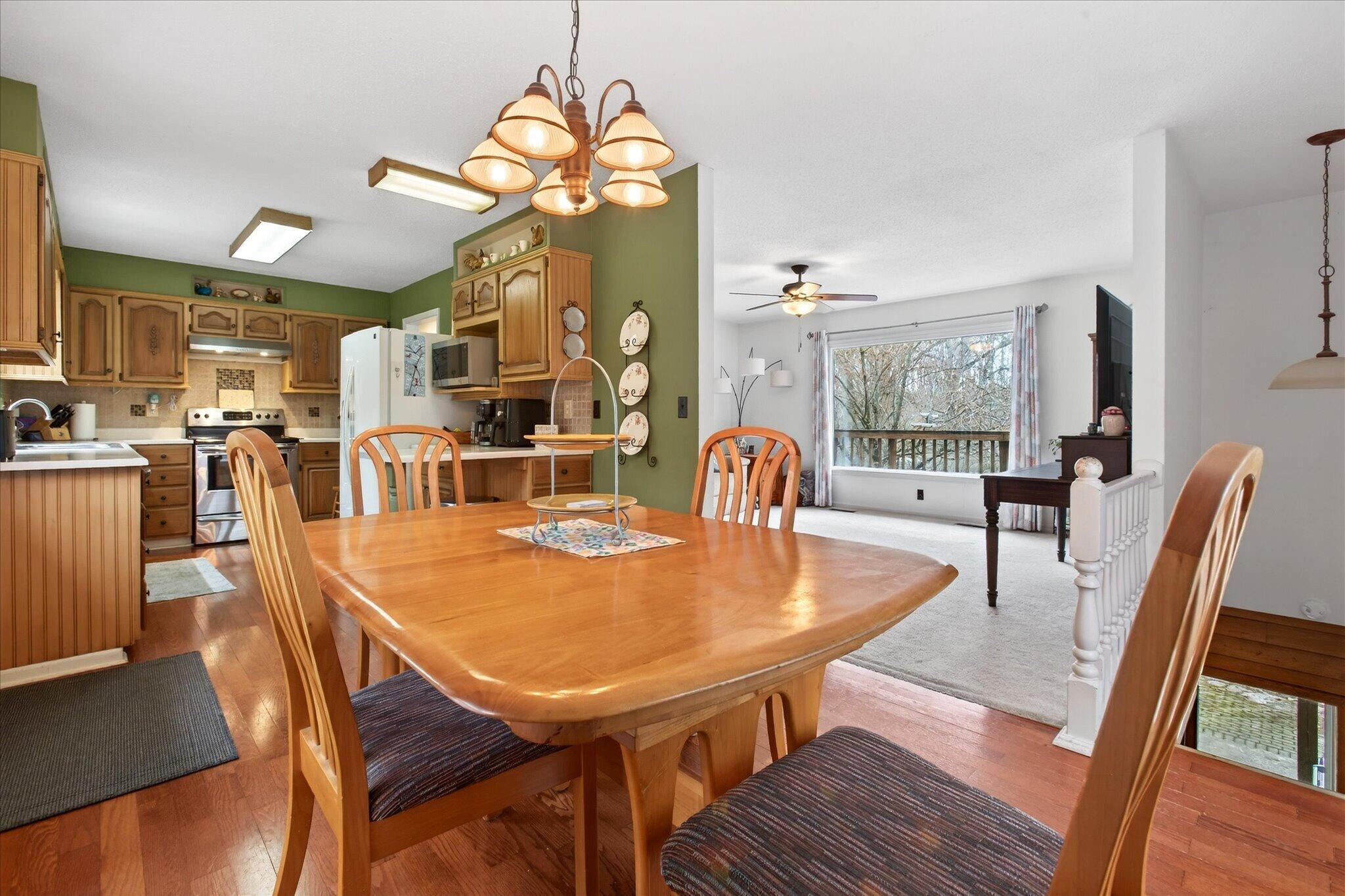 5901 Carmody Road Coloma, MI 49038 - Photo 8 of 33 10-12