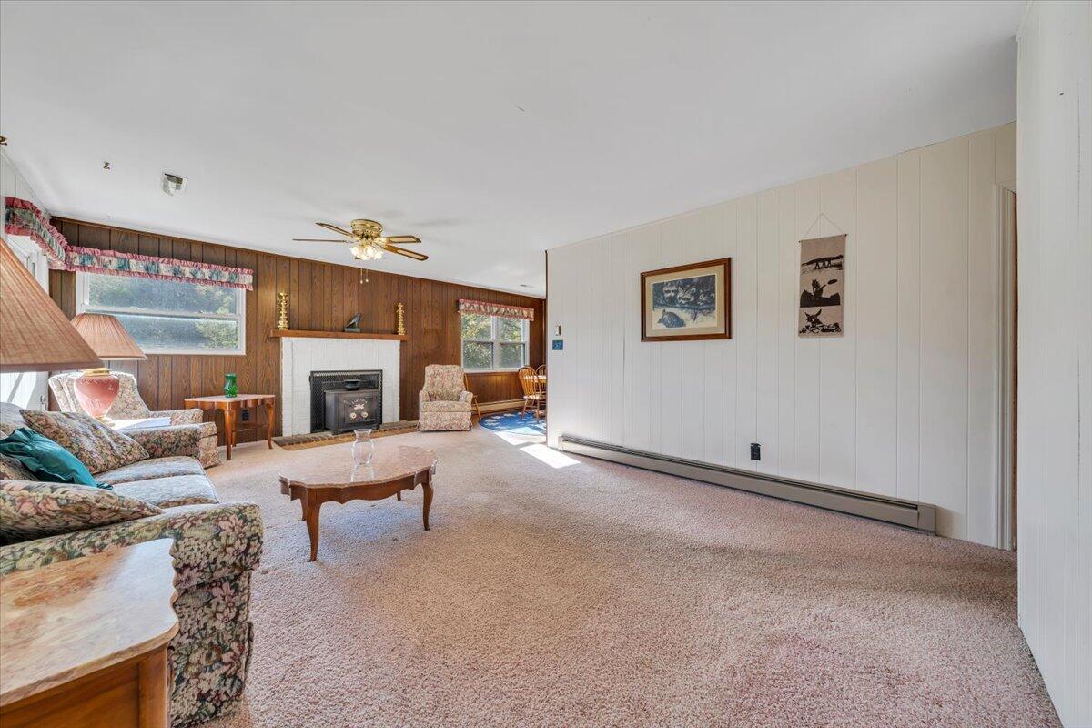 3870 Harborwood Road Salem, VA 24153 - Photo 3 of 53 03-MIB01152