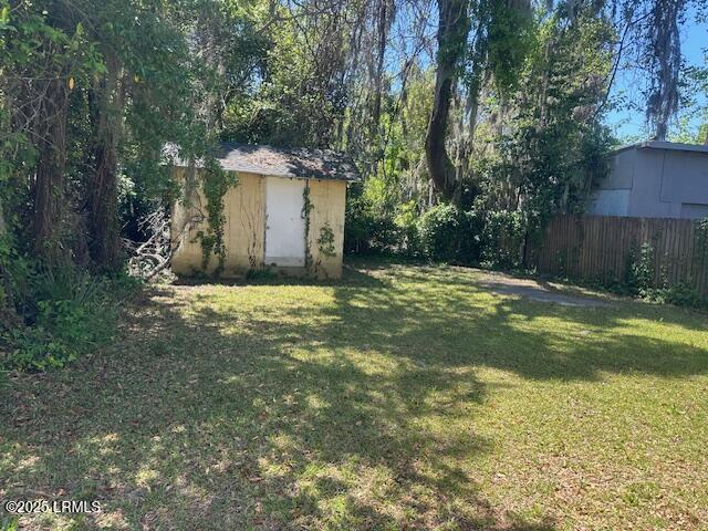 1006 Duke Street Beaufort, SC 29902 - Photo 13 of 13 Back Yard