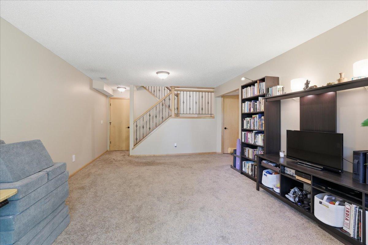 15595 Cherry Path Rosemount, MN 55068 - Photo 38 of 81