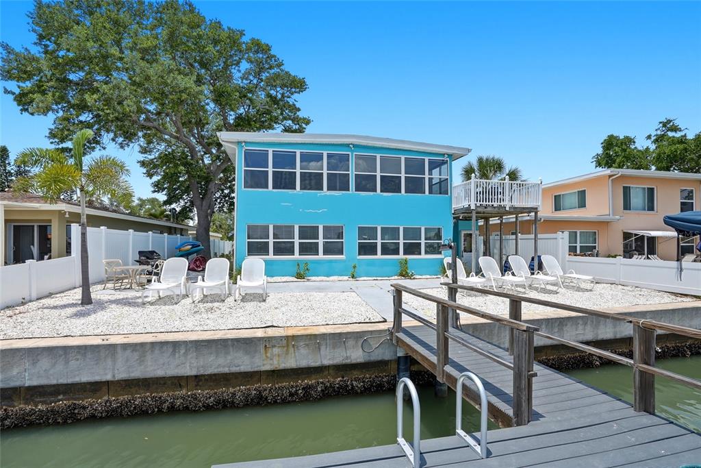2311 Bay Boulevard Indian Rocks Beach, FL 33785 - Photo 3 of 80