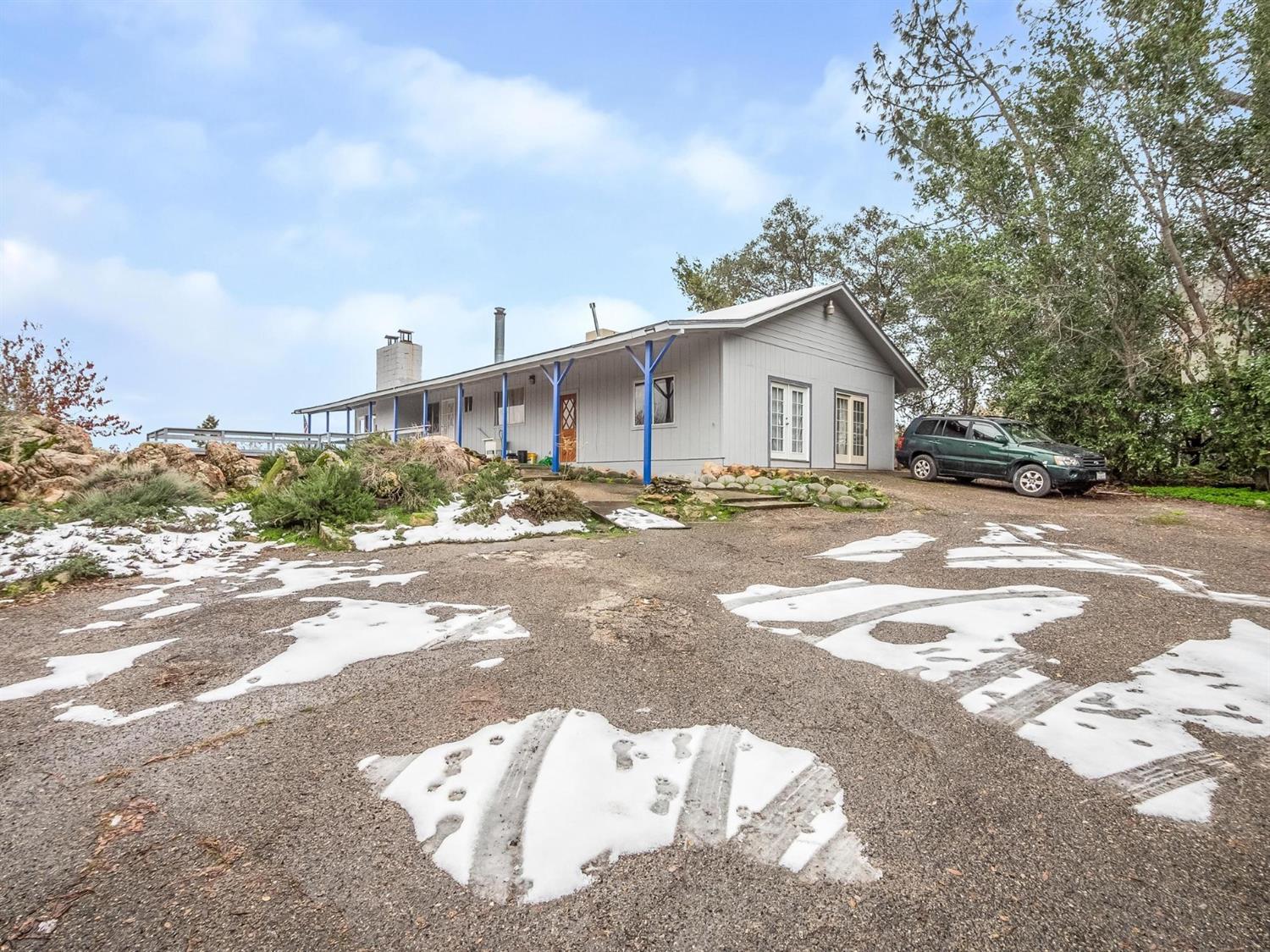31189 Wyle Ranch Way North Fork, CA 93643 - Photo 2 of 59 Gallery Image 2