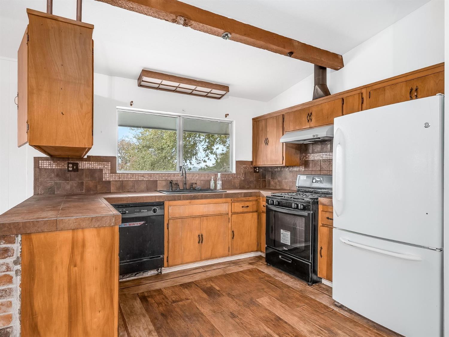 31189 Wyle Ranch Way North Fork, CA 93643 - Photo 16 of 59 Gallery Image 16