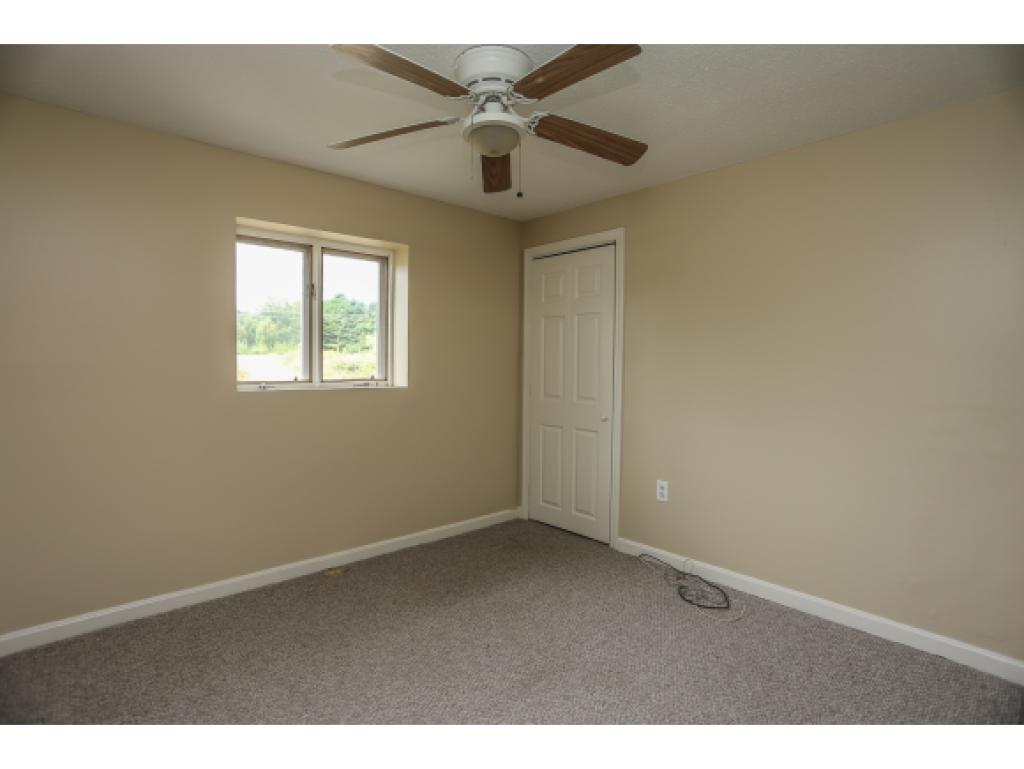 128 Back River Road Bedford, NH 03110 - Photo 13 of 31