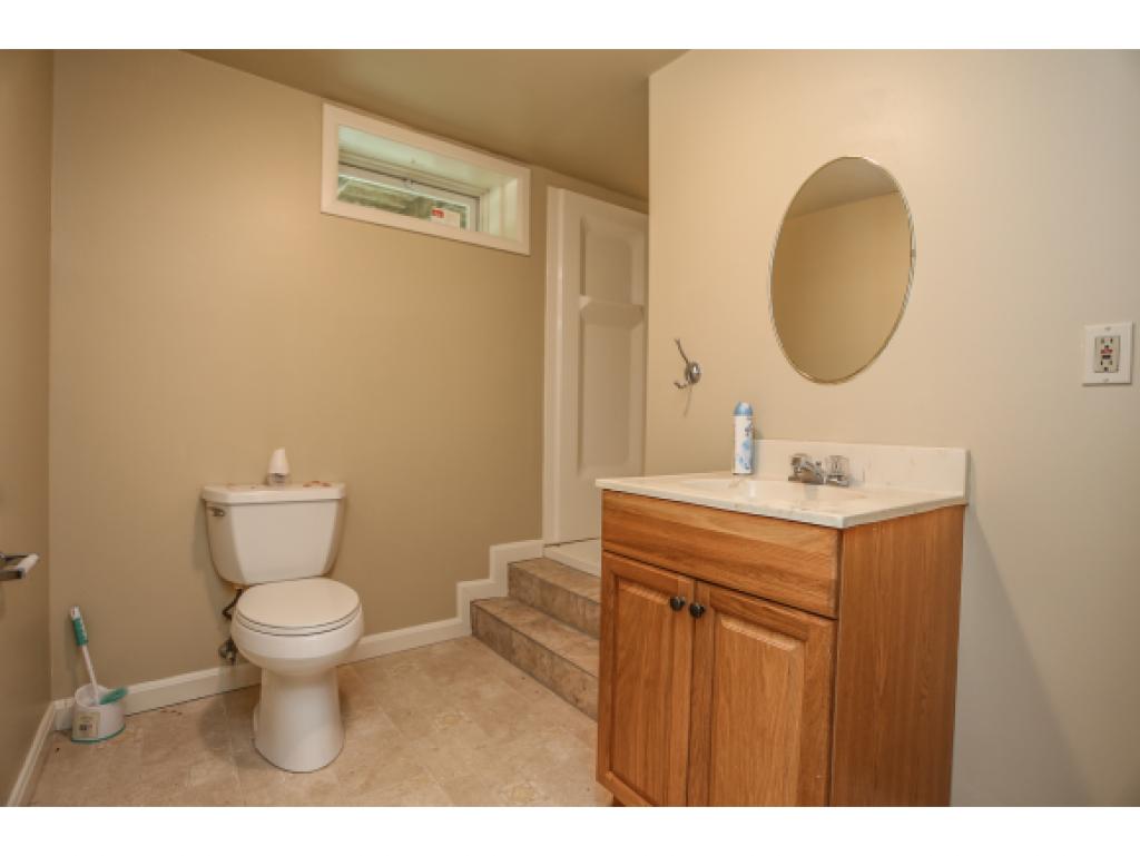 128 Back River Road Bedford, NH 03110 - Photo 22 of 31