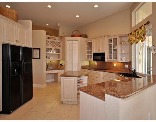 11828 Bayfield Drive Boca Raton, FL 33498 - Photo 8 of 16 Kitchen With Center Island