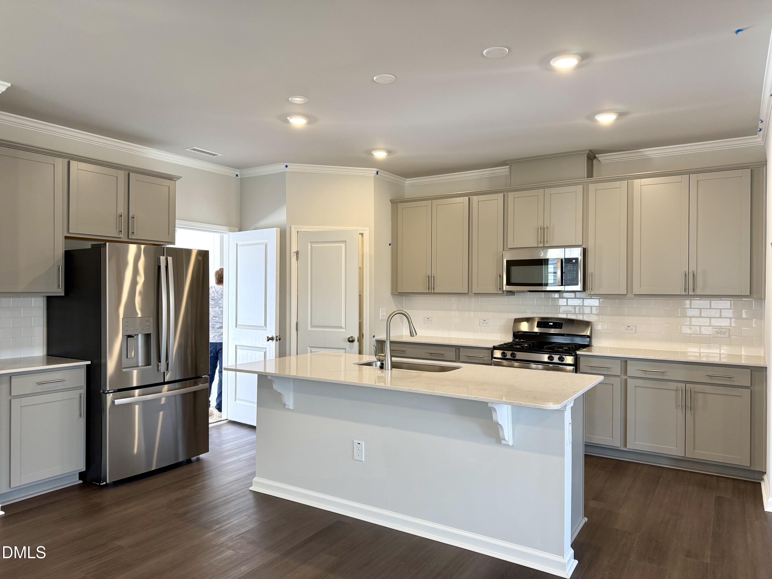 253 Eden View Bend Raleigh, NC 27610 - Photo 6 of 31 5