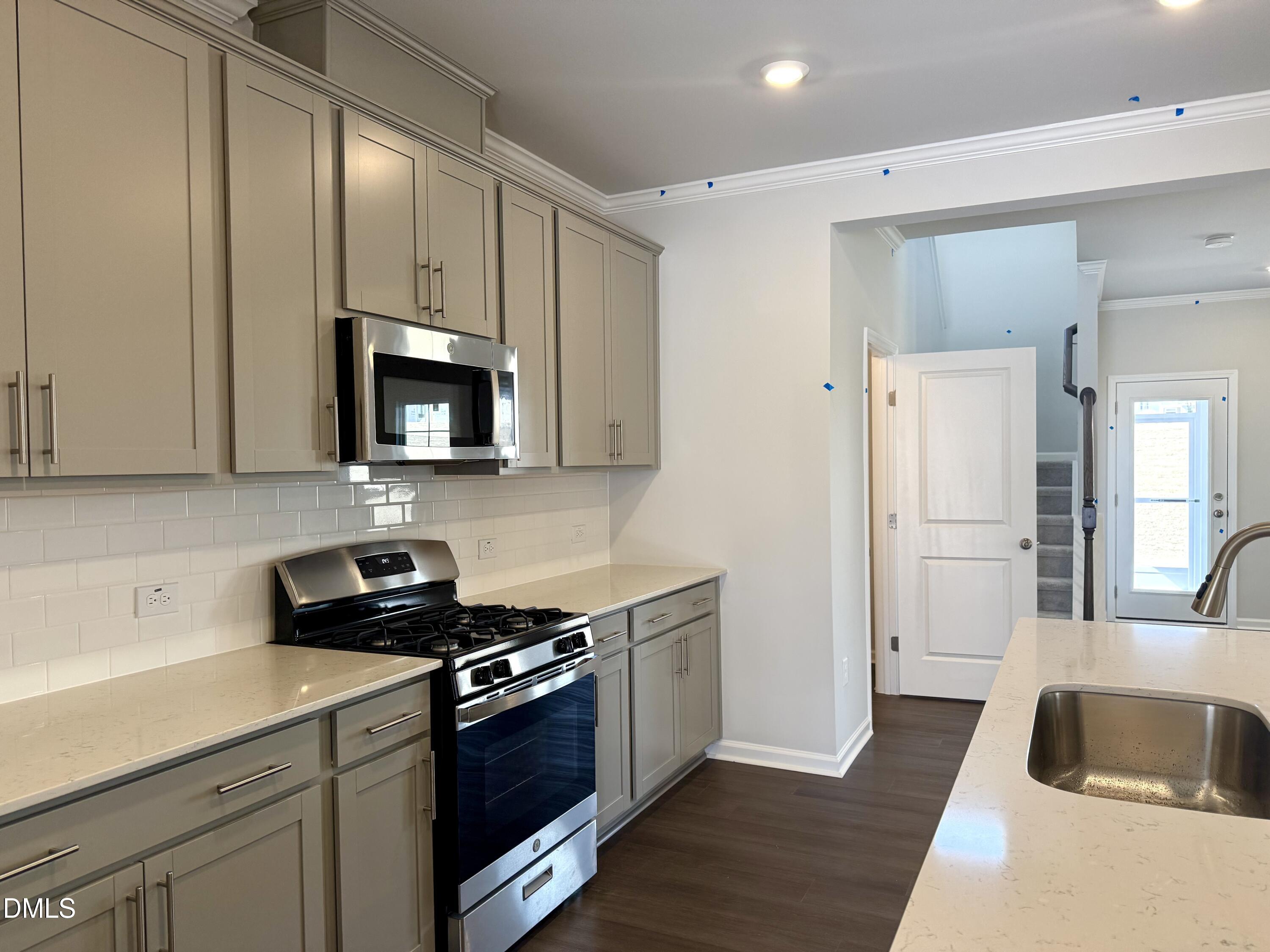 253 Eden View Bend Raleigh, NC 27610 - Photo 7 of 31 8