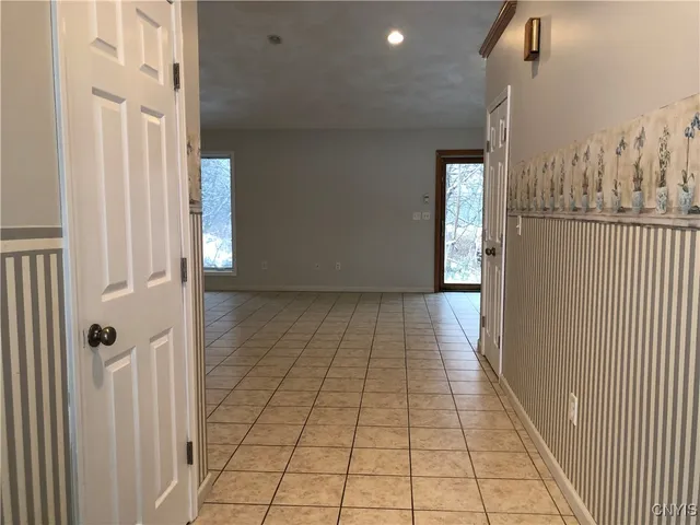 $299,999 | 9630 Nys Rt 365, Holland Patent, NY 13354