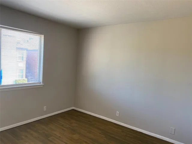 $800 | 4606 Monarch Street, Unit 214, Dallas, TX 75204