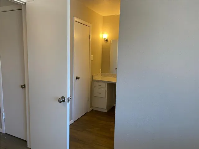 $800 | 4606 Monarch Street, Unit 214, Dallas, TX 75204