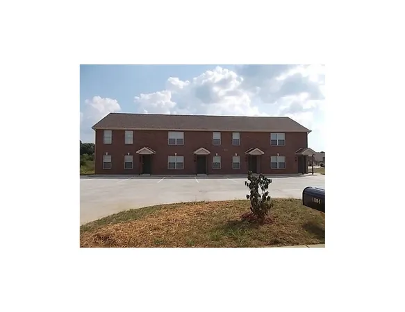 $1,050 | 1804 Beckett Drive, Unit B, Clarksville, TN 37042