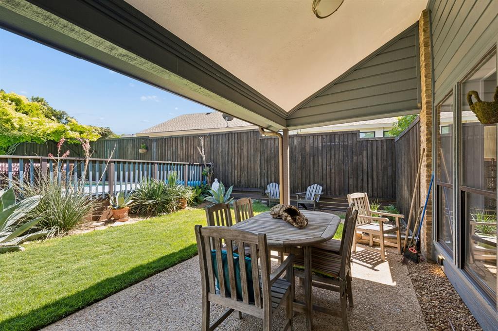 6502 Riverview Lane Dallas, TX 75248 - Photo 35 of 40 Covered patio for outdoor dining