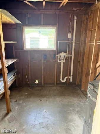 $1,500 | 434 Muskegon Avenue, Fort Myers, FL 33905