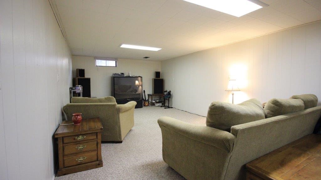 1709 Nuttman Avenue Decatur, IN 46733 - Photo 21 of 26