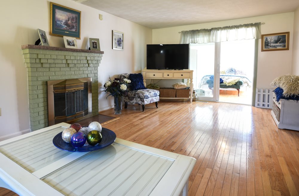 103 Pinecrest Road Litchfield, NH 03052 - Photo 7 of 20