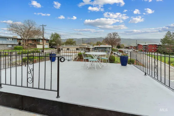 $450,000 | 303 Highland Avenue, Clarkston, WA 99403
