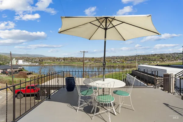 $450,000 | 303 Highland Avenue, Clarkston, WA 99403