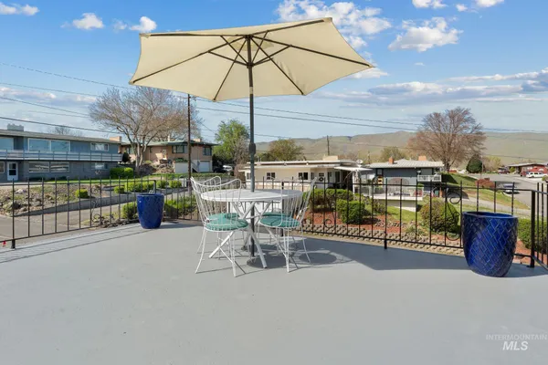 $450,000 | 303 Highland Avenue, Clarkston, WA 99403