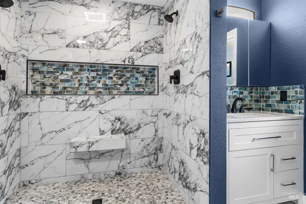 $450,000 | 303 Highland Avenue, Clarkston, WA 99403