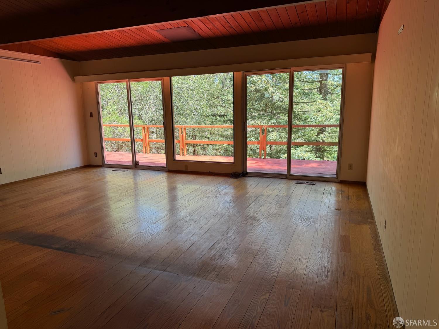7101 Pinehaven Road Oakland, CA 94611 - Photo 11 of 45