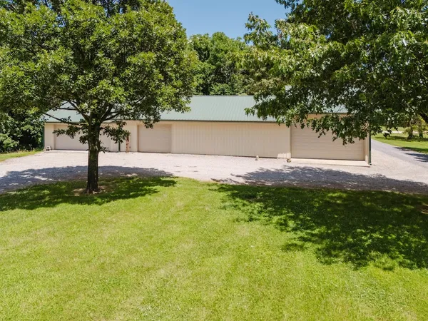 $2,099,999 | 455 Webb Town Lane, Tunnel Hill, IL 62972
