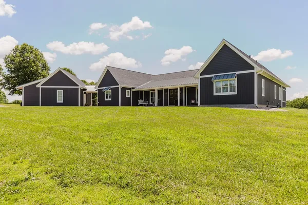$2,099,999 | 455 Webb Town Lane, Tunnel Hill, IL 62972