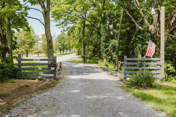 $2,099,999 | 455 Webb Town Lane, Tunnel Hill, IL 62972