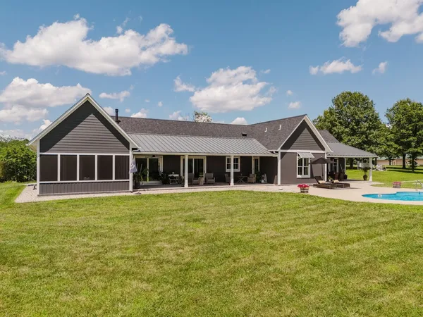 $2,099,999 | 455 Webb Town Lane, Tunnel Hill, IL 62972