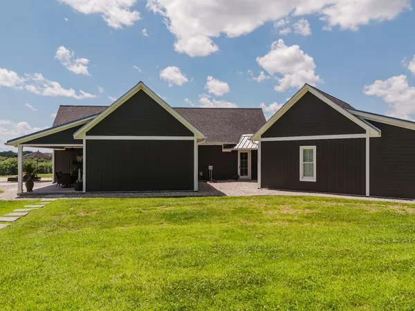 $2,099,999 | 455 Webb Town Lane, Tunnel Hill, IL 62972