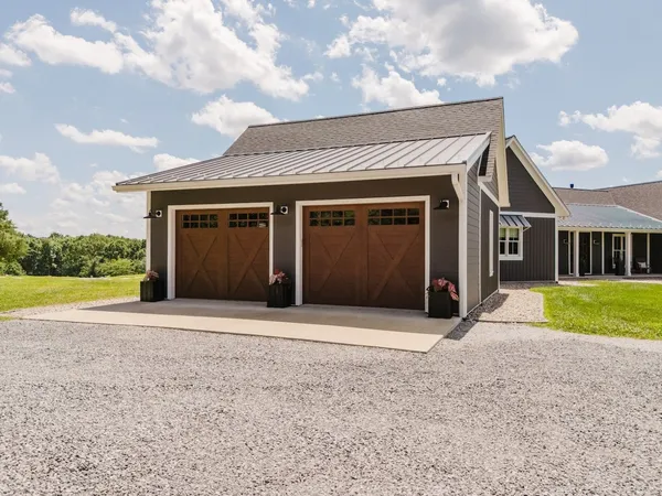 $2,099,999 | 455 Webb Town Lane, Tunnel Hill, IL 62972