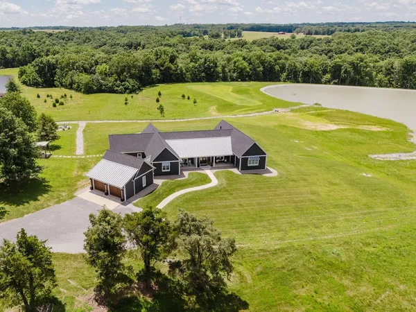 $2,099,999 | 455 Webb Town Lane, Tunnel Hill, IL 62972