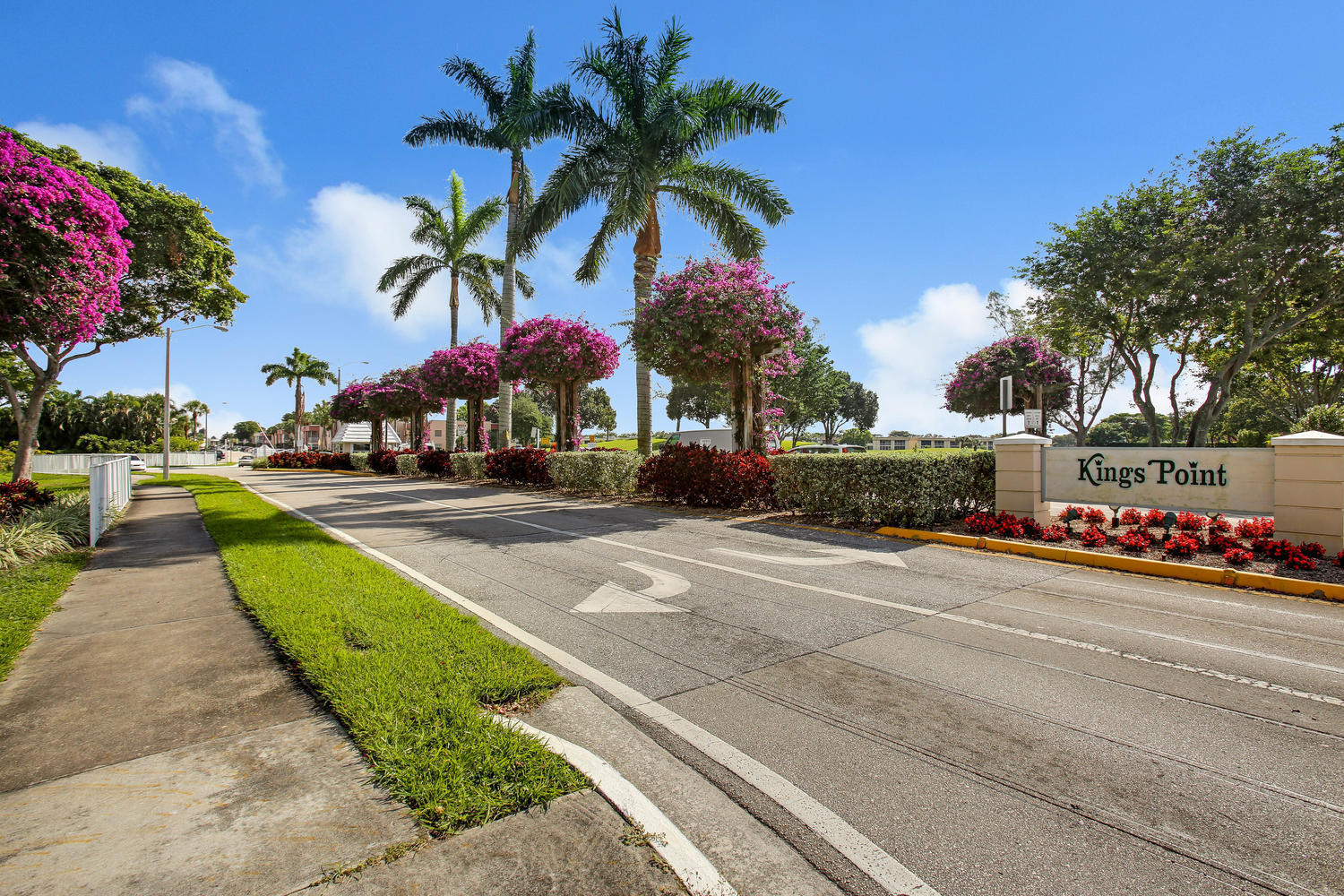 730 Normandy P Delray Beach Delray Beach, FL 33484 - Photo 1 of 40 Entrance