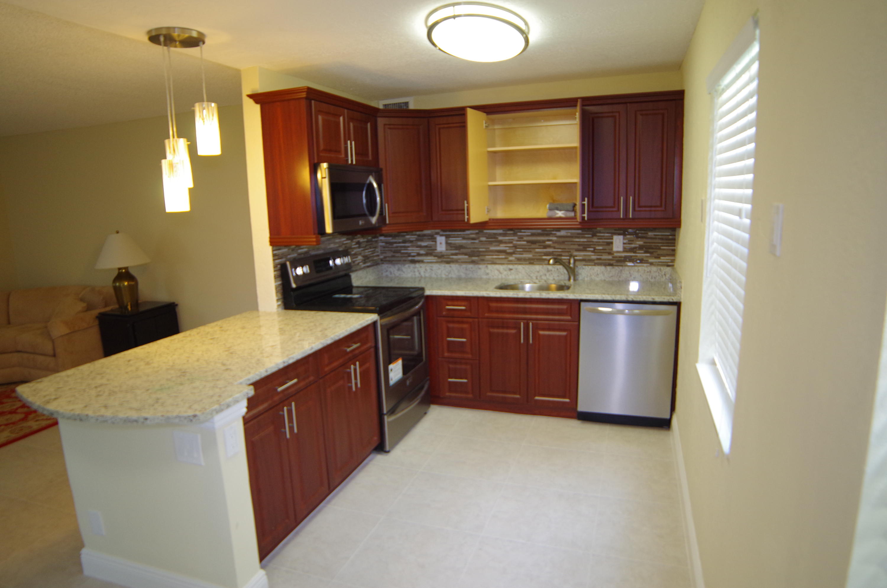 730 Normandy P Delray Beach Delray Beach, FL 33484 - Photo 8 of 40 IMGP1827